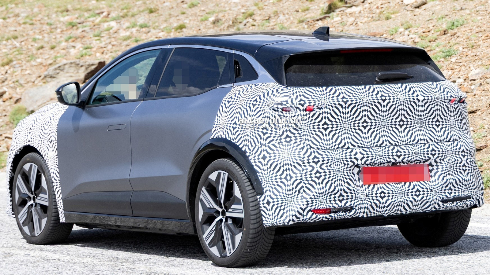 Renault Megane E-Tech: Ανανεώνεται και αποκτά μεγαλύτερη αυτονομία